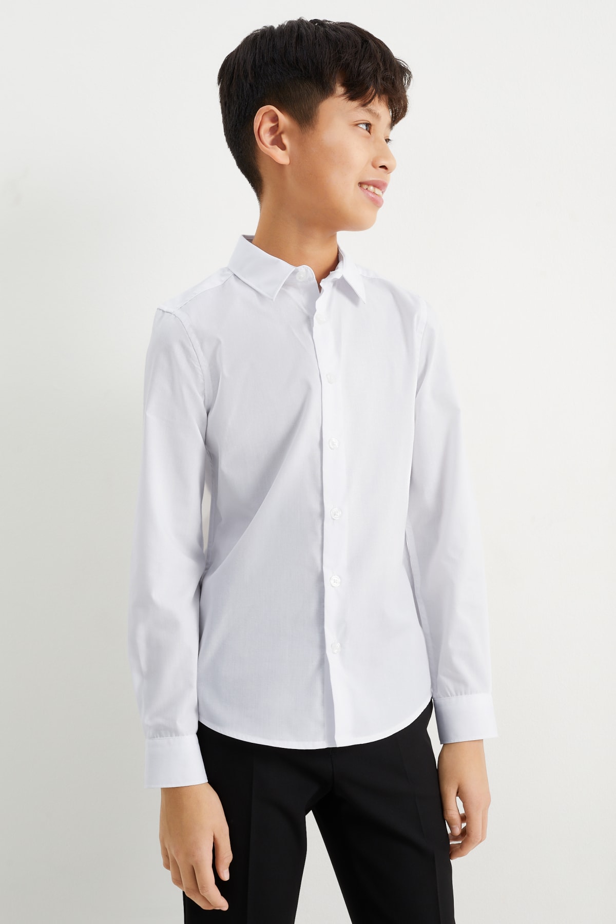 Camisa blanca clearance niño c&a