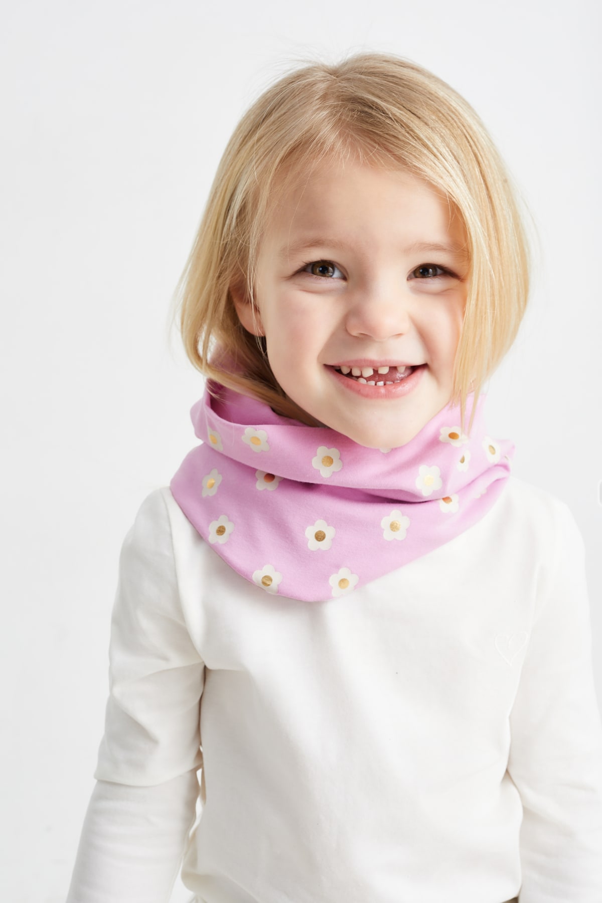 charpe pour fille l accessoire qui fait la diff rence avec C A