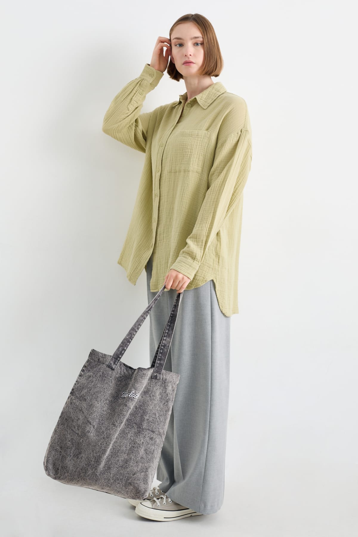 Sacs shopping dans plusieurs couleurs et styles E Shop C A