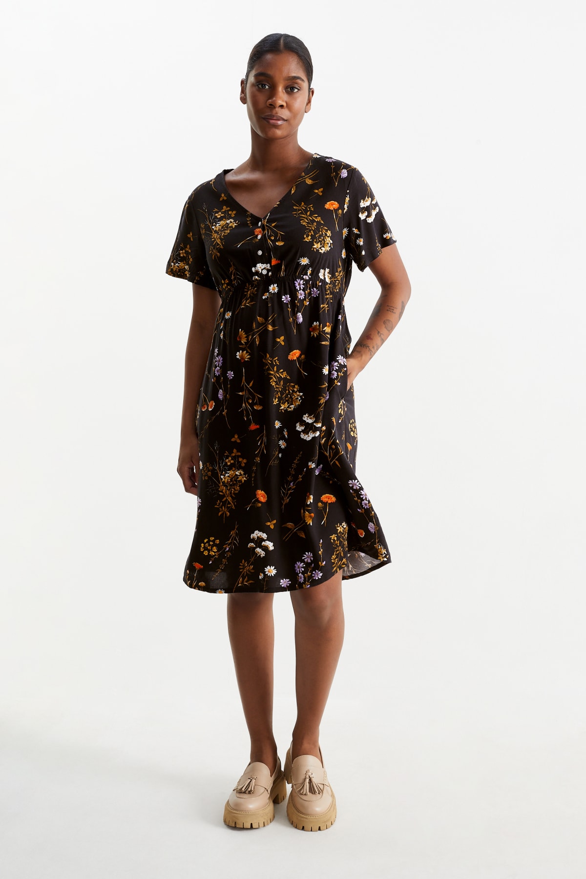 Weißes empirekleid