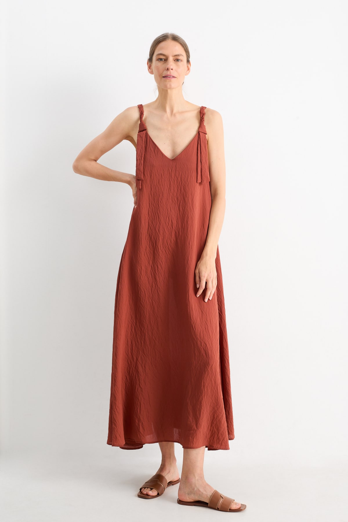 Robes de plage dans plusieurs couleurs et tailles E Shop C A