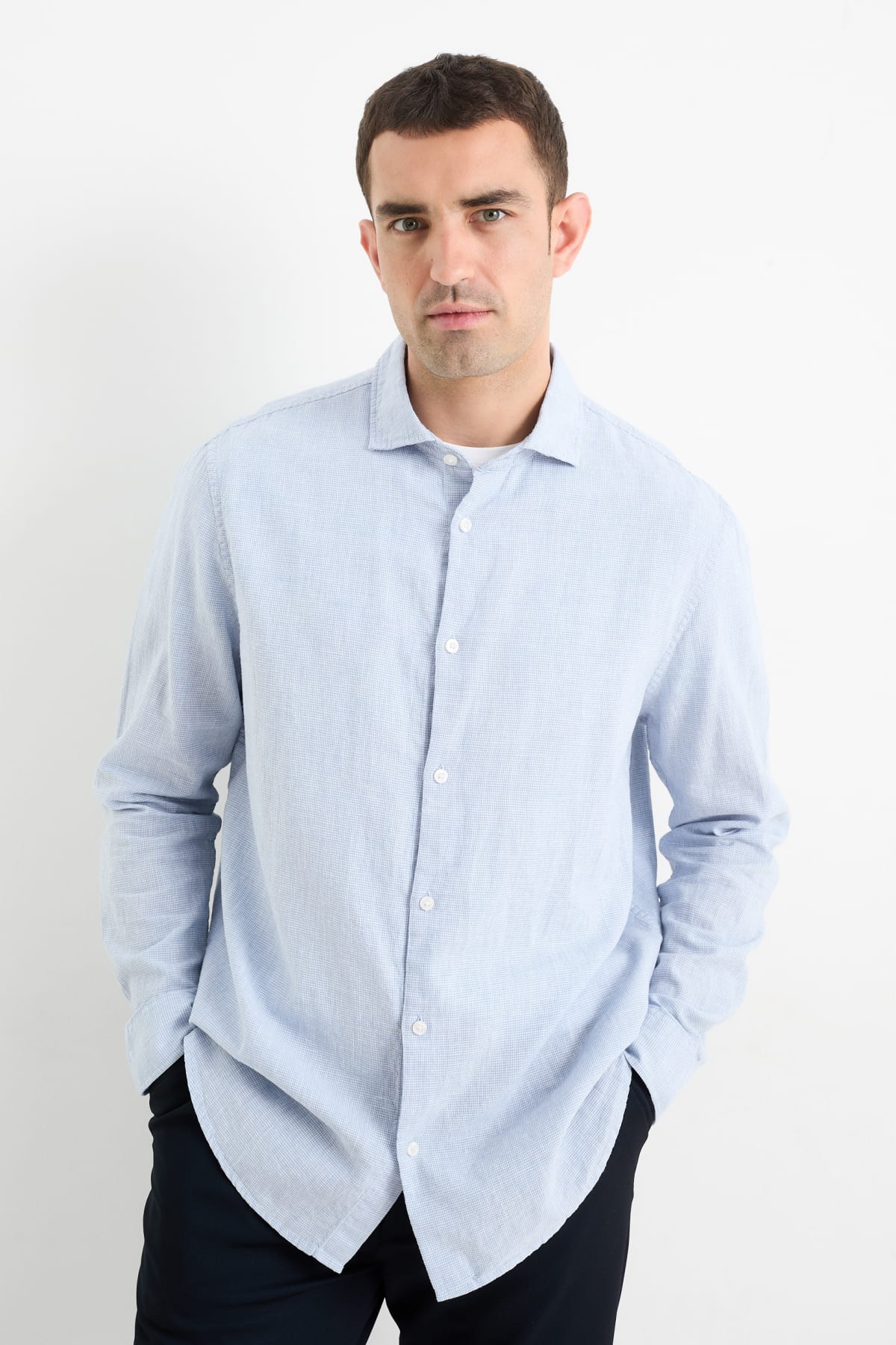 Camicia di lino dentro i pantaloni online