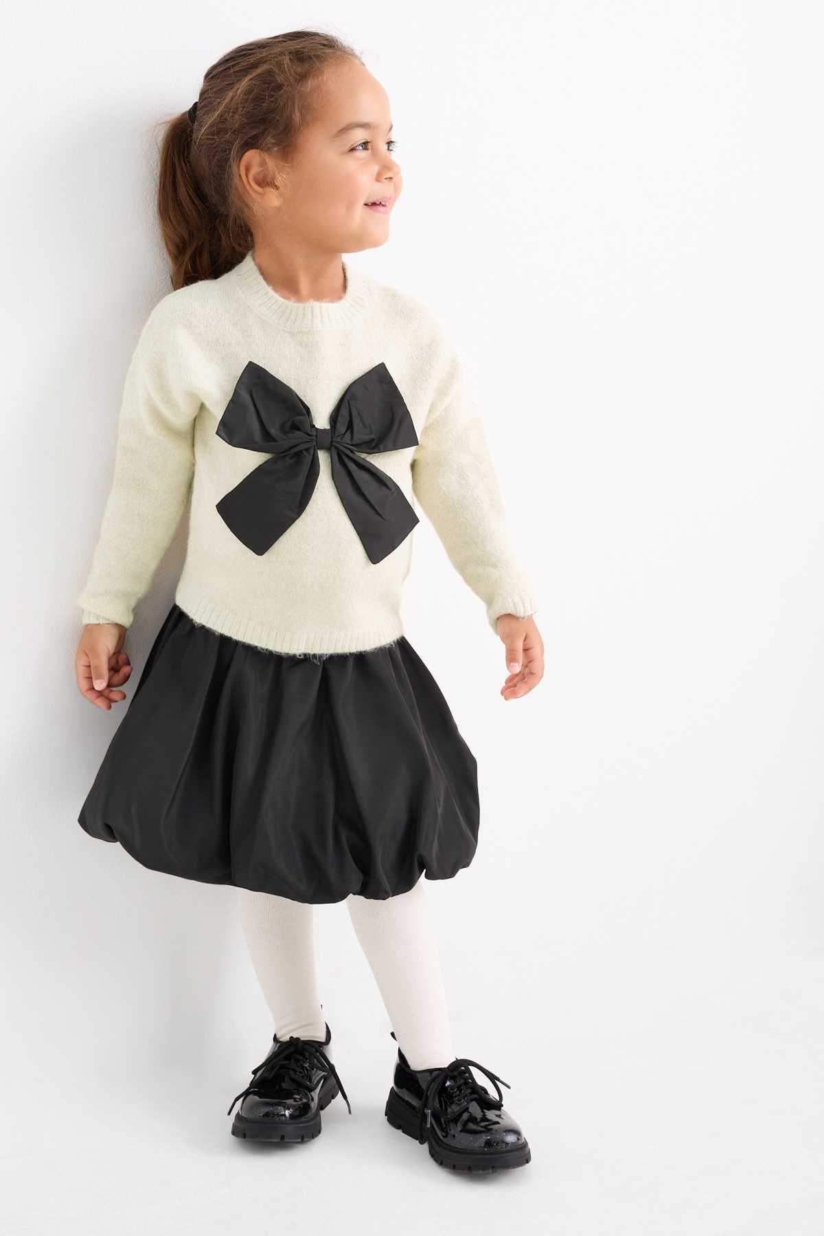 Jupe pour fille une mode elegante a tout age chez C A