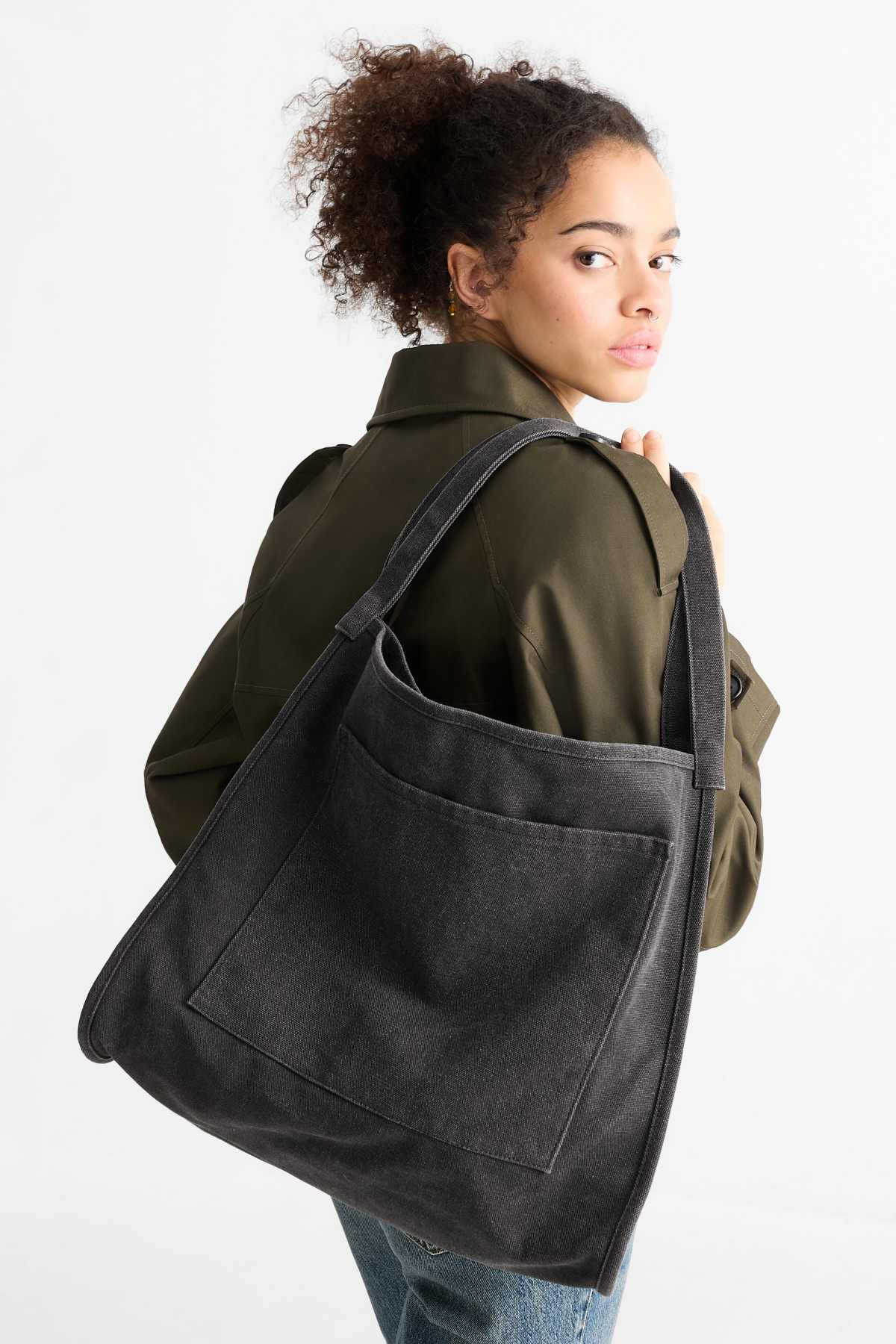 Sac à Main Bandoulière Grand Format Cole Haan - En Cuir Blanc Cassé (ivoire), Style Hobo - Occasion