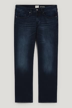 Find your perfect Mustang jeans here | C\u0026A online shop