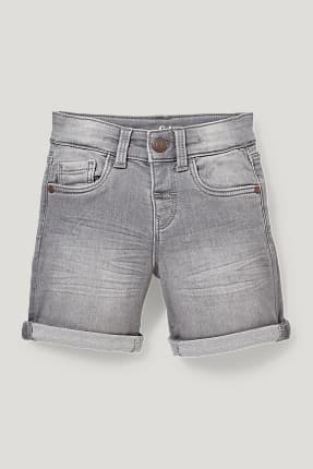 Alle Jungen shorts 152 im Blick