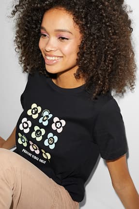 t shirt c & a