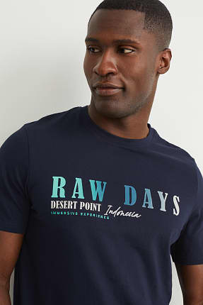 Camiseta