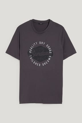 Tricou