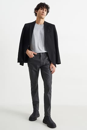 Tapered jeans