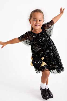 Robes dans plusieurs couleurs et tailles E Shop C A