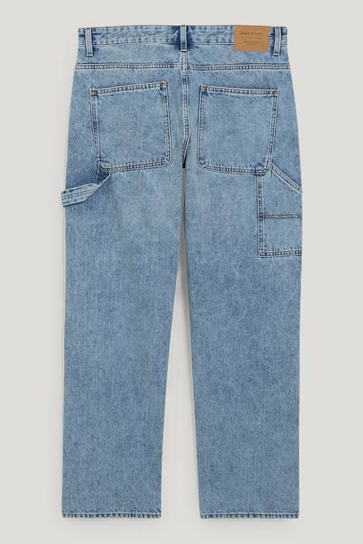 Trendové kategorie - Relaxed jeans - džíny - světle modré
