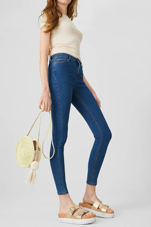 مرر بسرعة نفخ متهم c\u0026a jeans 