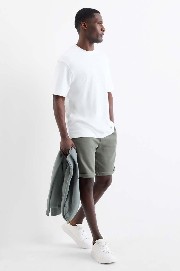 C&A Sweatshorts-strukturiert, Grün, Größe: 2XL