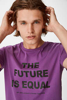 CLOCKHOUSE - T-shirt - PRIDE