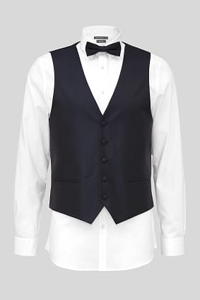 élégance Citadine Assurée En Costume Pour Homme De Ca