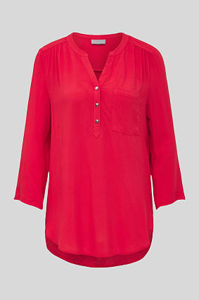 Camisas de mujer preciosas y en diversidad de diseños en C&A Camisas de mujer preciosas y en diversidad de diseños en C&A