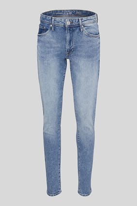 Muži - THE TAPERED JEANS