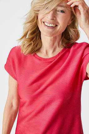 Triko - z recyklovaného materiálu