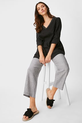 Pantaloni din olandă