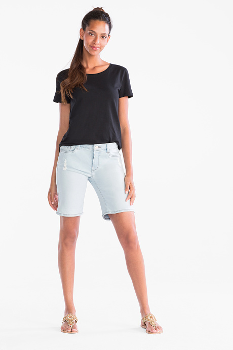 THE SHORT JEAN