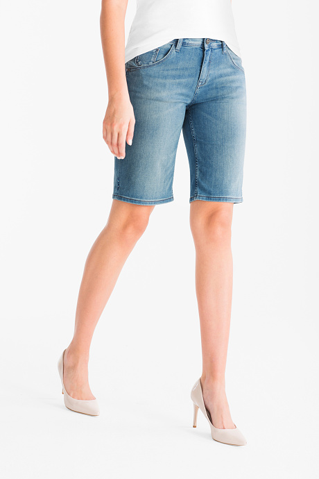 Sale - THE BERMUDA JEANS - jeans-hellblau