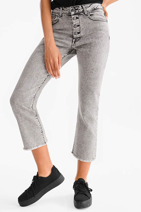 Sale - THE WIDE FLARE JEANS - jeans-hellgrau