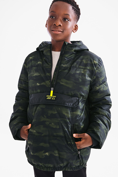 Детская стеганая куртка камуфляж