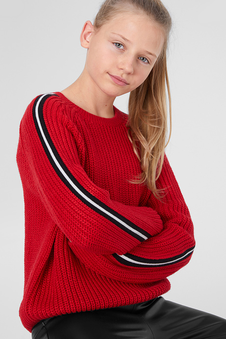 Красный свитер для детей