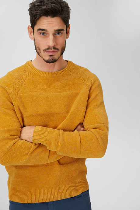 Мужской свитер в полоску-желтый