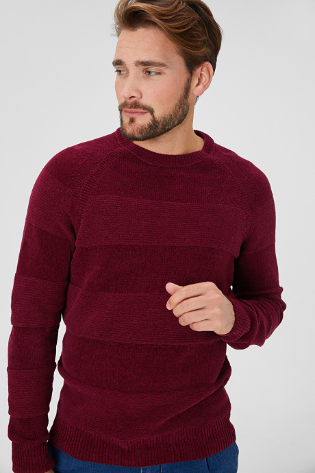 Мужской полосатый свитер-темно-красный