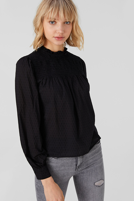 Черная модная блуза
