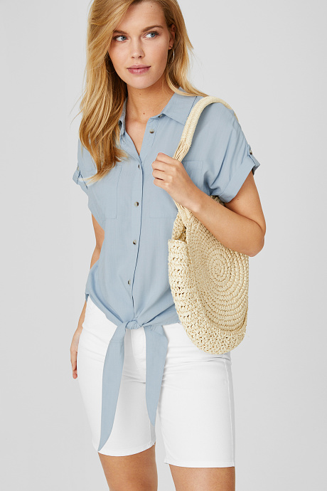 Продажа блузки-светло-голубой