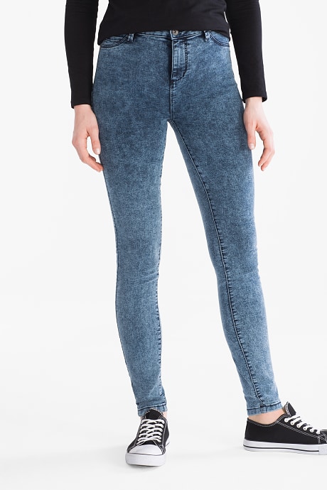 THE JEGGING JEANS