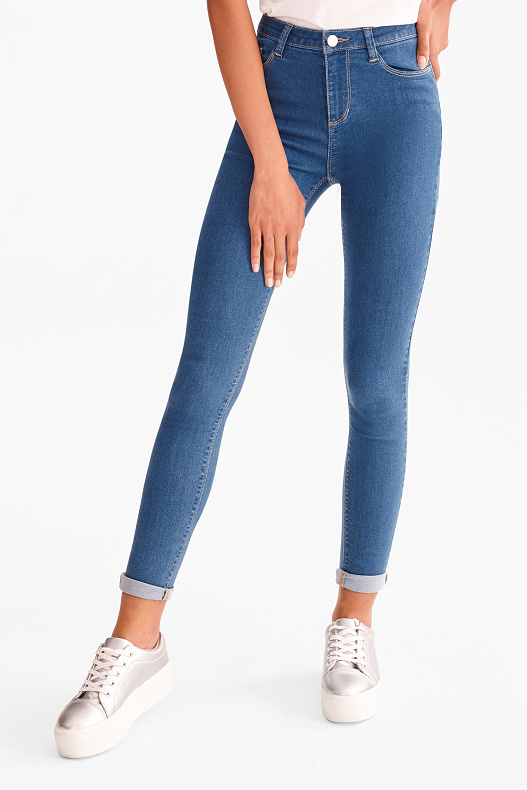 super skinny jeans