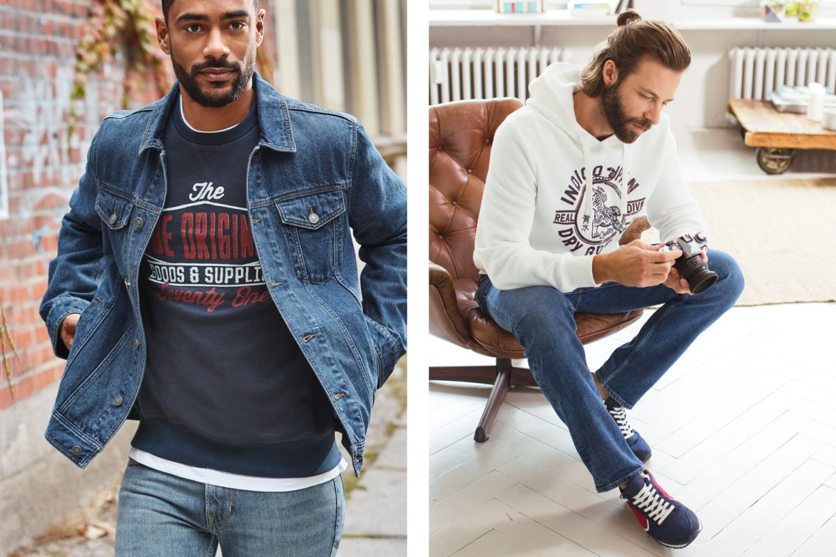 Zwei Männer in Bio Baumwolle Männer mit Jeans-Hose, Jeans-Jacke, Hoodie