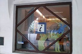 Punkt informacji turystycznej w Jeleniej Górze © szklarskaporeba.pl Punkt informacji turystycznej w Jeleniej Górze
