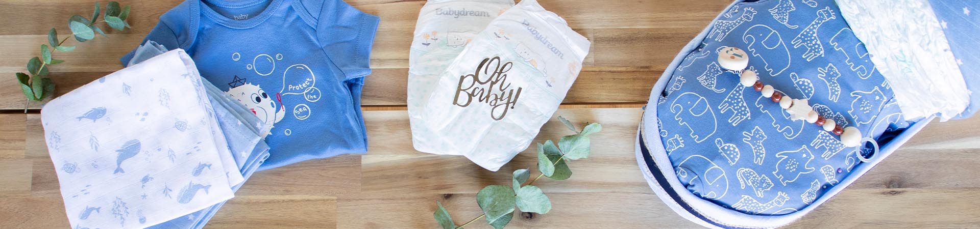 Pram nappy cake: craft instructions for a unique gift for newborn babies.