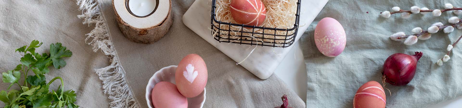 Dyeing eggs - Colourful, naturally dyed Easter eggs.