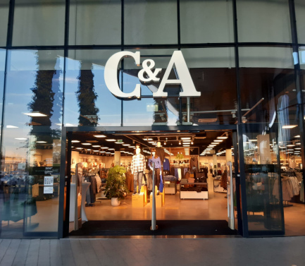 C&A Store Villach Neukauf