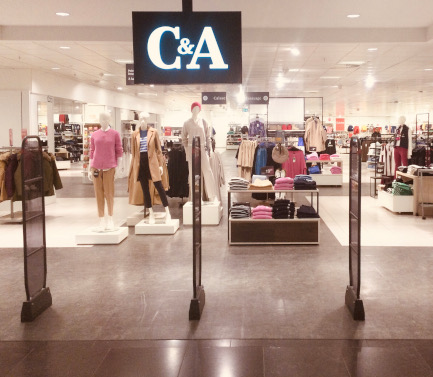 C&A Store Messancy Shopping Cora