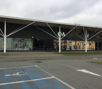 C&A Store Izegem Krekelmotestraat