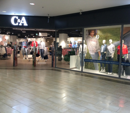 C&A Store Kuurne Ring Shopping