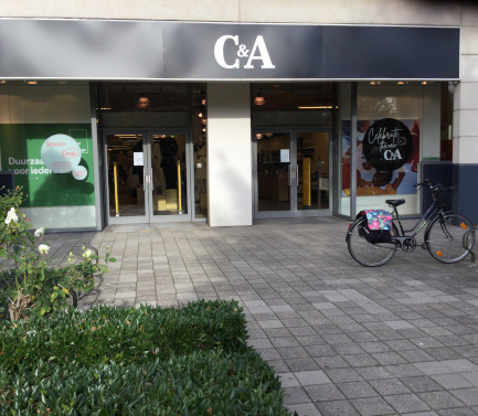 C&A Store Turnhout Ring