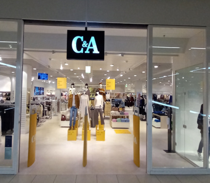 C&A Store Steinhausen Zugerland