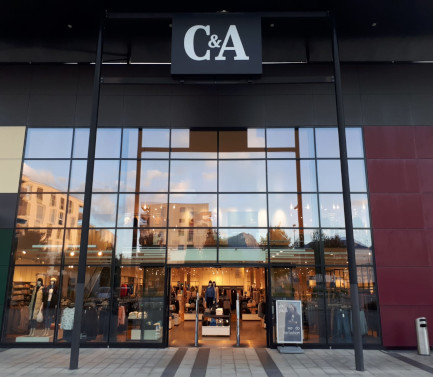 C&A Store Bulle Pole Sud