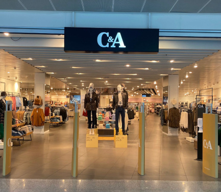 C&A Store Signy Centre