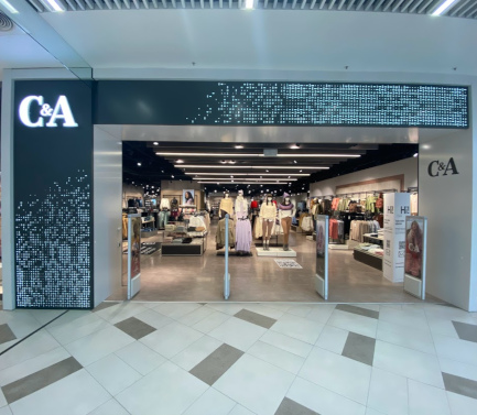 C&A Store Praha OC Letnany