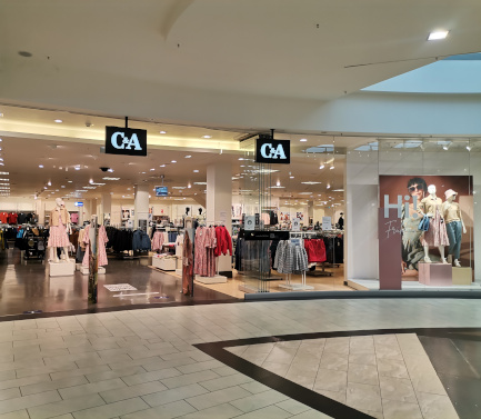 C&A Store Dresden Elbe Park