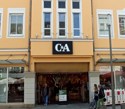 C&A Store Hof Altstadt